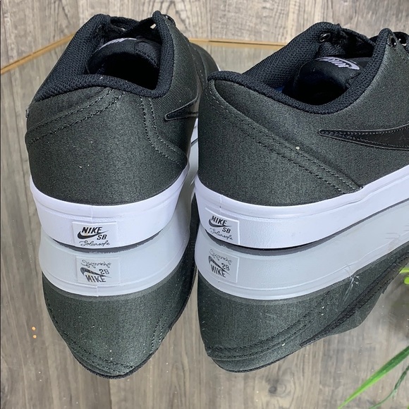 ❤️ Nike SB Chech Solar CNVS PRM - Picture 6 of 8